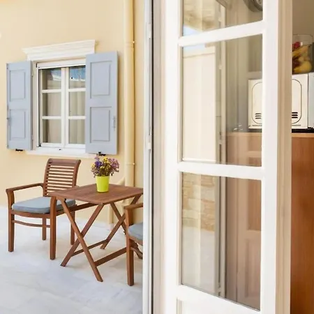 Of Aegean - Family Vintage Lux Apartment Ermoupoli